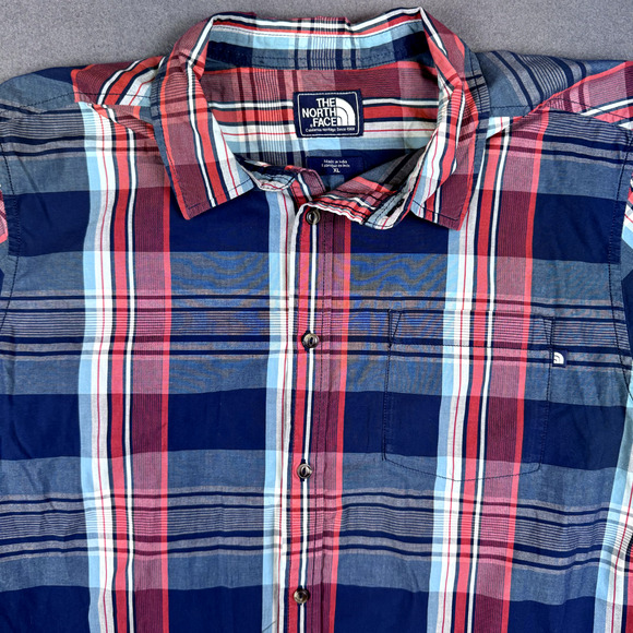 The North Face Shirt Mens XL Red Blue Plaid Lightweight Button Up Short Sleeve - Picture 1 of 8